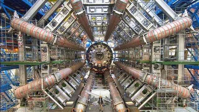 lhc.jpg