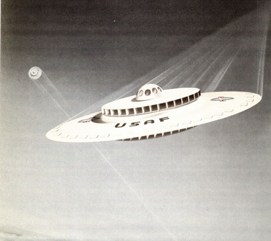 USAF-flying-saucer-declassified-thumb-550xauto-102420.jpeg