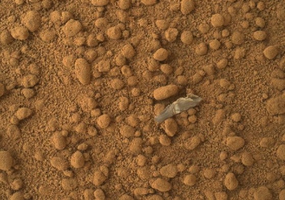 mars-curiosity-debris.jpeg