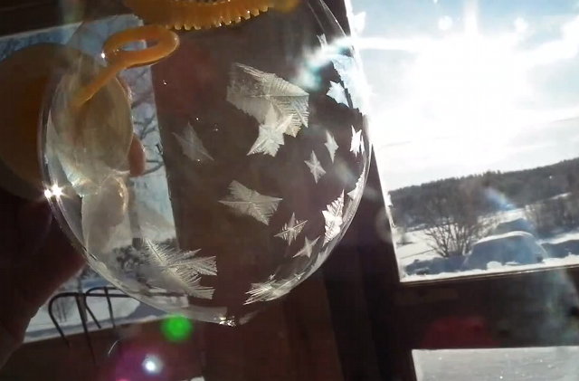 ice-crystals-on-bubble.jpg
