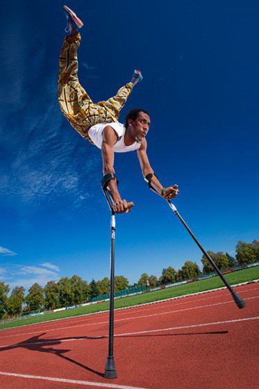 fastest-100-m-on-forearm-crutches-portrait_tcm25-408584-e1452105459484.jpg